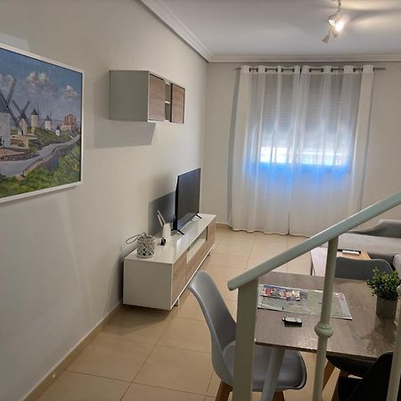 דירות קונסוואגרה Duplex Entre Molinos מראה חיצוני תמונה